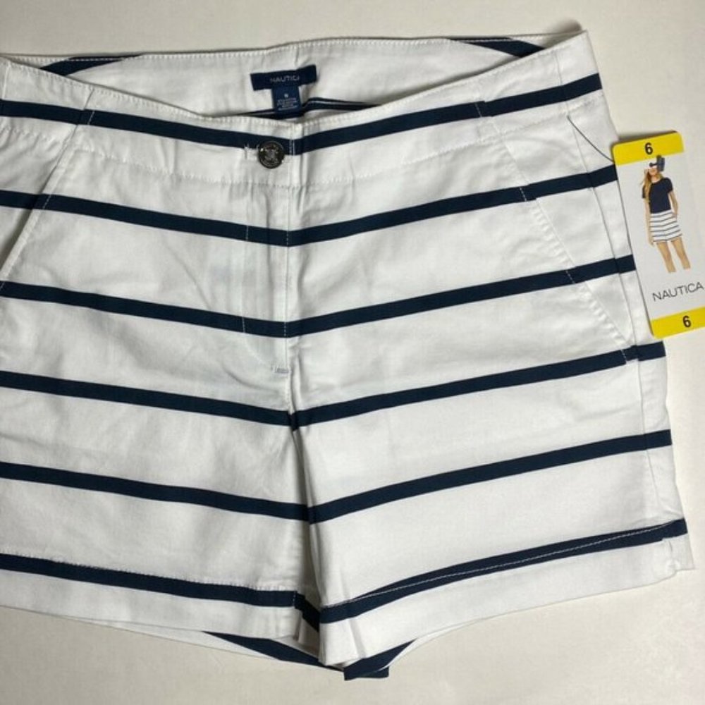 Nautica Women's Cotton Stretch Twill Shorts - Picture 3 of 5